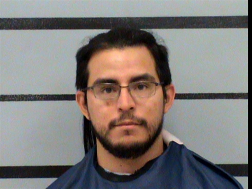 Man Who Brought Rifle to BLM Protest in Lubbock Pleads Guilty to Making Threats