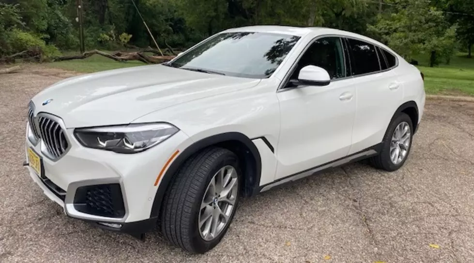 The Car Pro Jerry Reynolds Test Drives the 2020 BMW X6