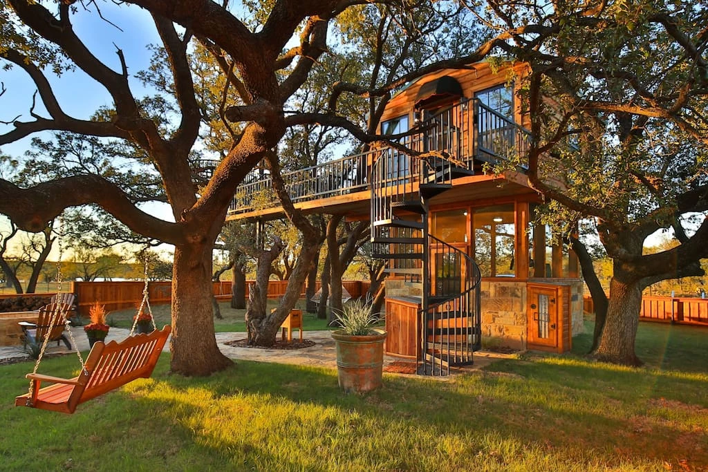 420 treehouse airbnb