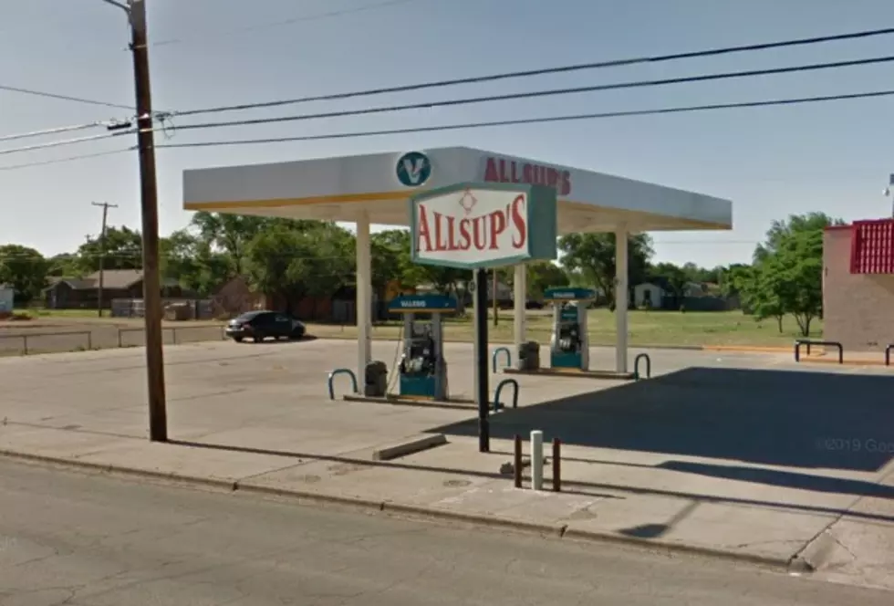 Two Injured After Shooting at Allsup&#8217;s in Plainview