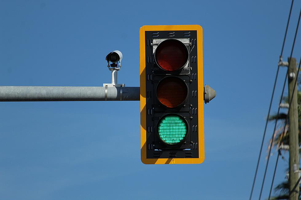 What Do You Do In Lubbock If The Traffic Light is Dead This Weekend?
