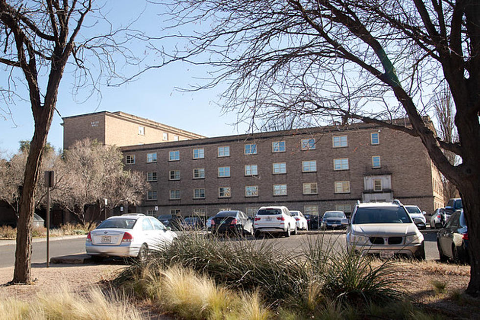 Some Texas Tech Students Have Been Living Without AC for Weeks Now