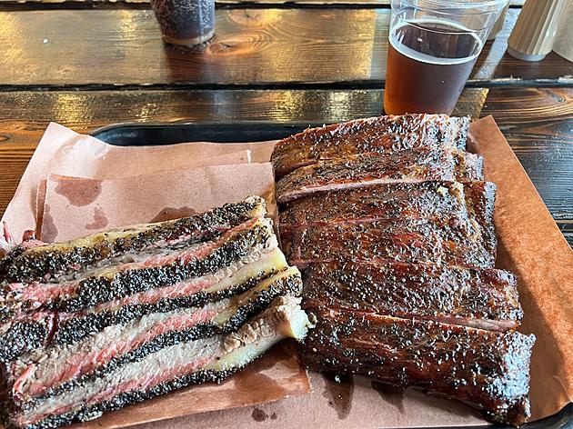 Taste Test: Evie Mae&#8217;s Named A Top 10 BBQ Joint In Texas