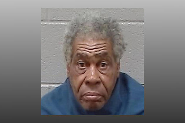 Elderly Man With a Walker Accused of Shoplifting Chased by Police