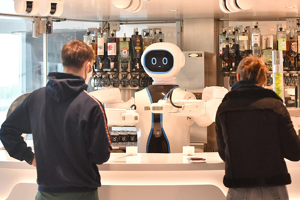 When Will Restaurants in Lubbock Roll Out Robot Waiters?