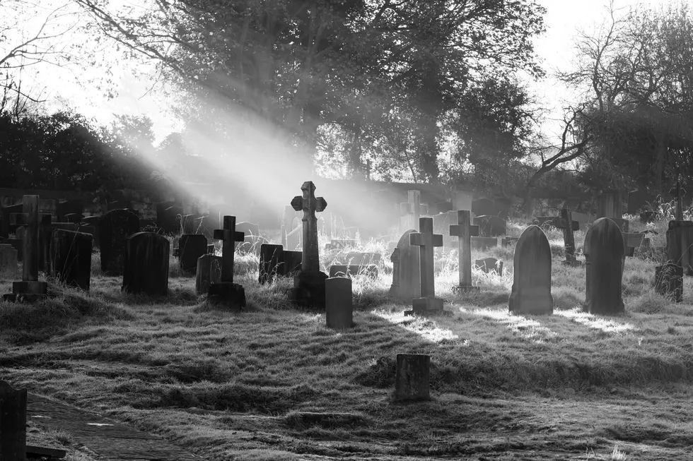 14 Picturesque Cemeteries for Fall Photos in and Around Lubbock