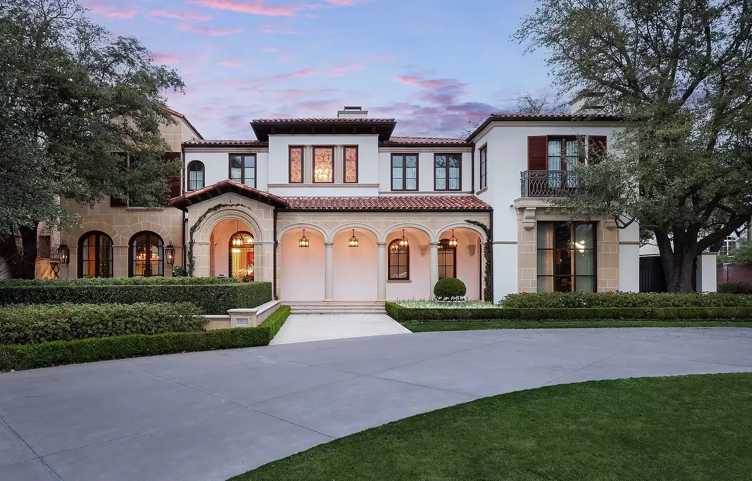 The Oak Ridge Residence