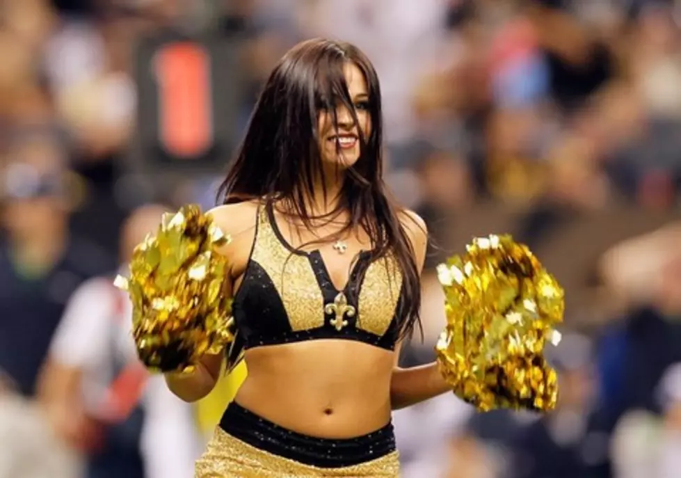 New Orleans’ Cheerleaders Help You Celebrate Mardi Gras [PICS]