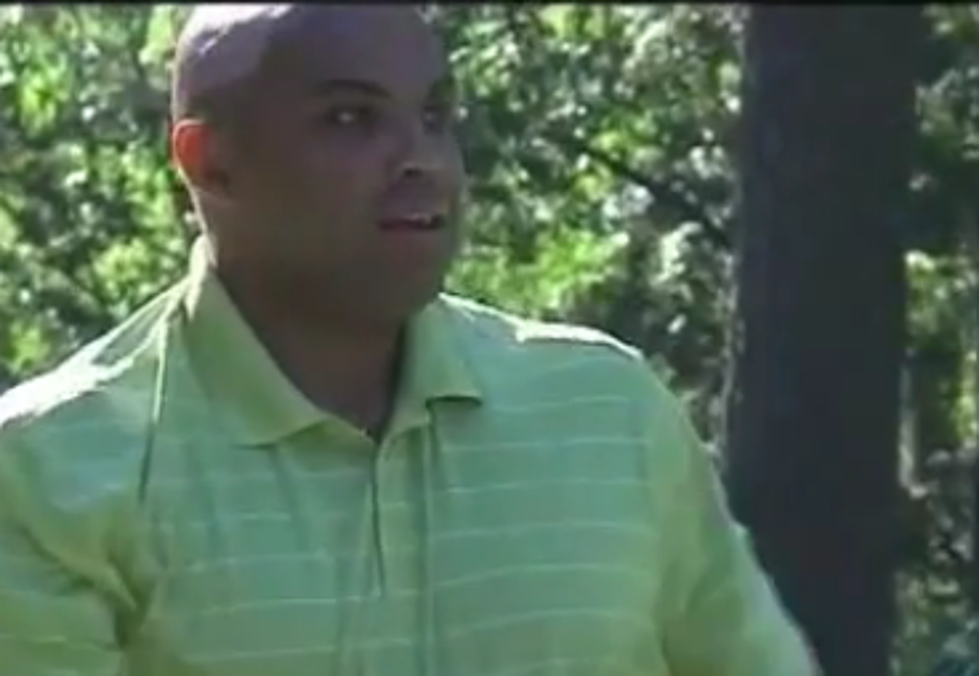 Charles Barkley Breaks His Golf Club During Tee Shot [VIDEO]