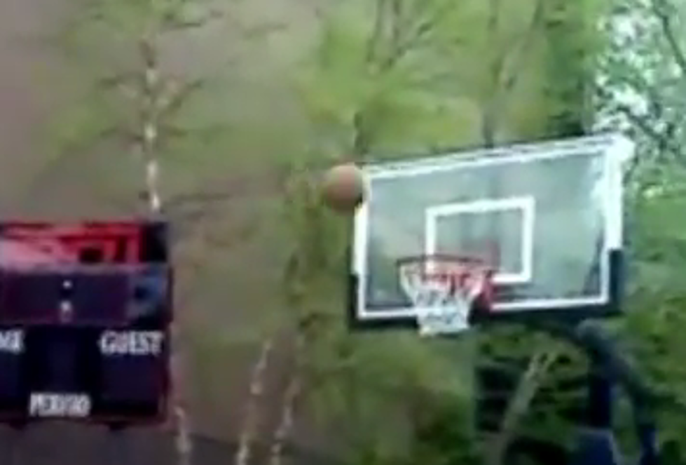 NBA Hall Of Famer Chris Mullin Sinks Off the Wall Trick Shot [VIDEO]