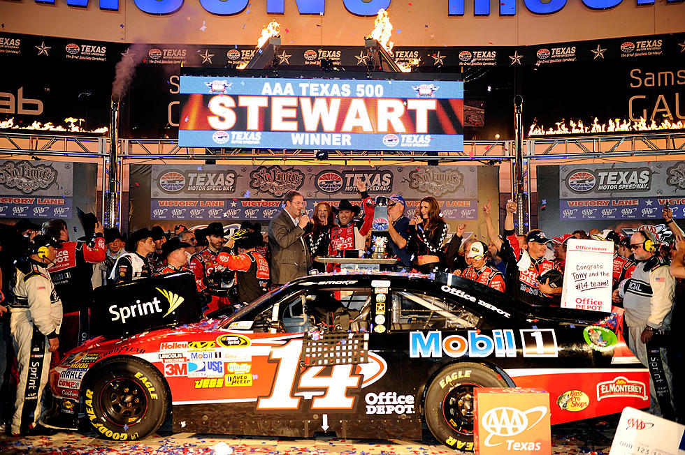 Tony Stewart Wins AAA Texas 500
