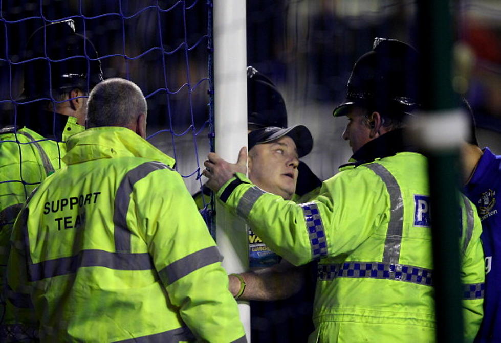 Man Handcuffs Himself To Goal Post During Everton-Manchester City Match [VIDEO]