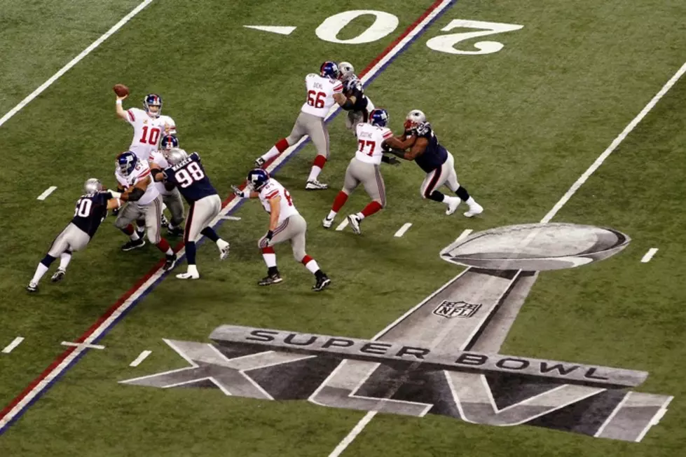 Super Bowl XLVI: New York Giants vs New England Patriots [PICS]