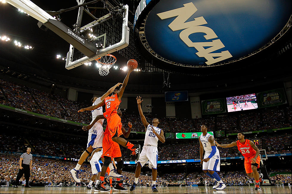 Kentucky Beats Louisville in Final Four Game