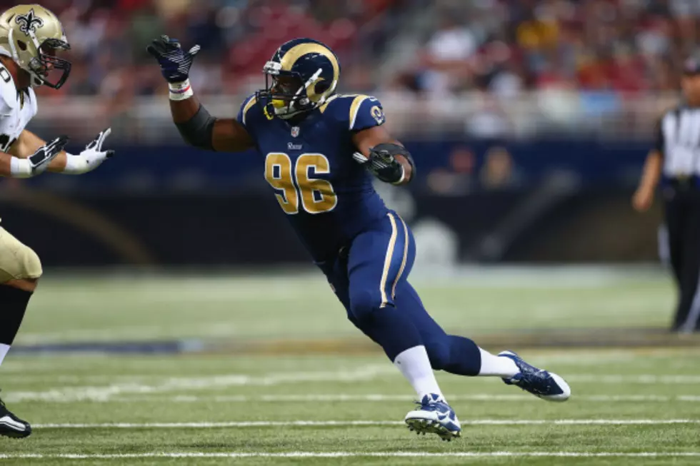 Dallas Waives Rookie DE Michael Sam on Tuesday