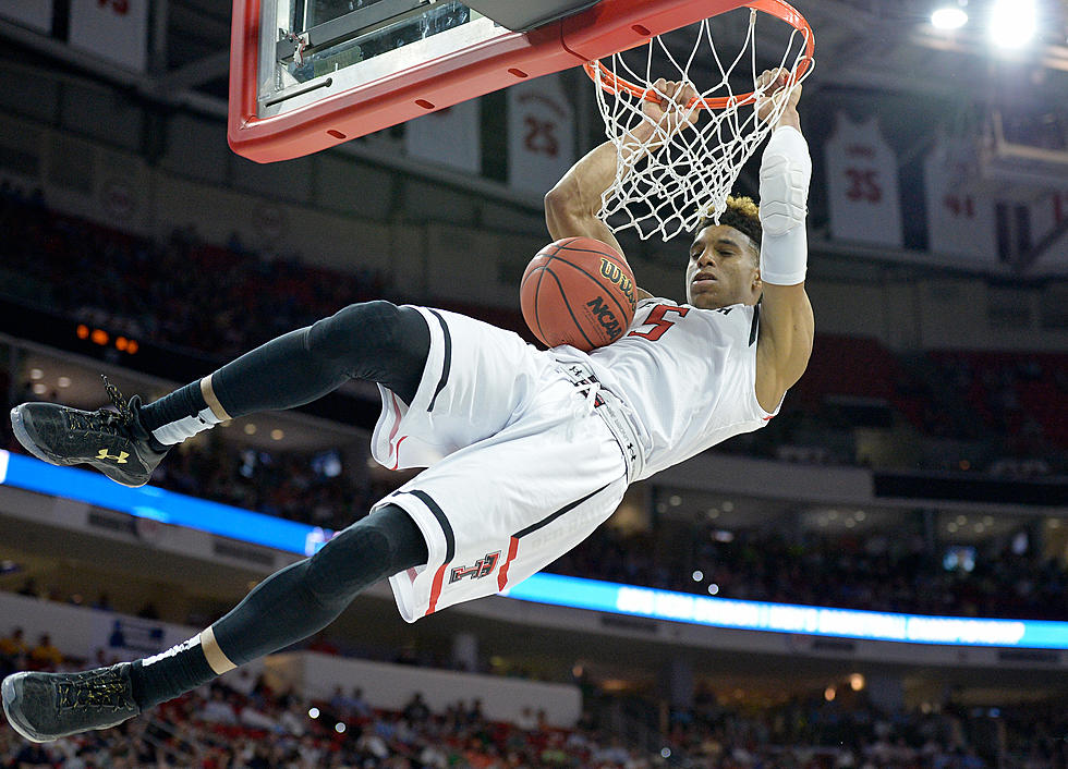 Justin Gray Returns to Lubbock for Youth Basketball Camp