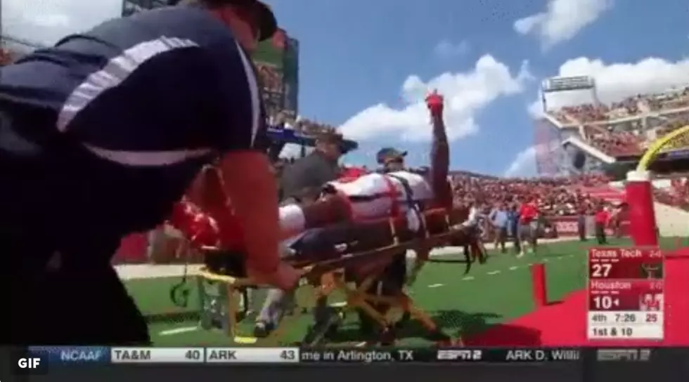 Texas Tech&#8217;s Vaughnte Dorsey Gives Thumbs Up While Taken Off Field on Stretcher [Video]