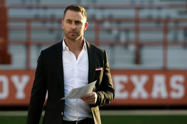 Kirby Hocutt Announces Kliff Kingsbury Will Return in 2018