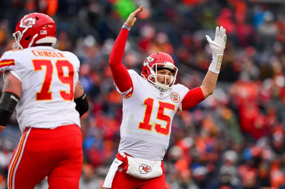 Relive Every Patrick Mahomes Touchdown Pass from 2018 [WATCH]