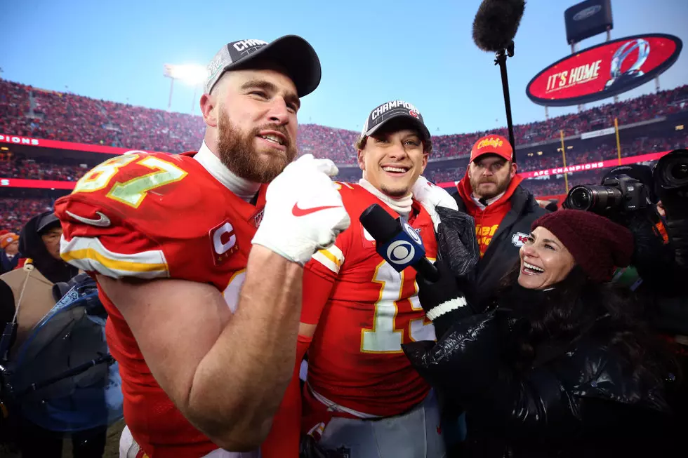Patrick Mahomes Knows One Teammate That Won’t Be Babysitting for Him