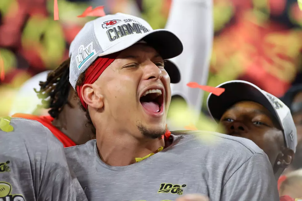 Patrick Mahomes Amazed Parade-Goers With This Perfect Catch