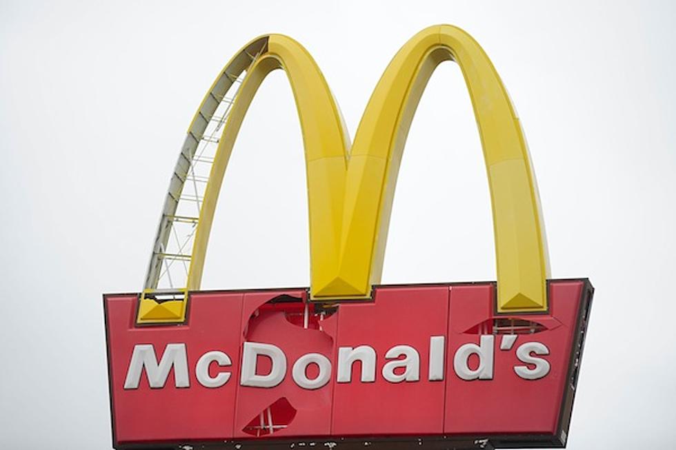 Woman Refuses to Pull Over for Cops, Goes to McDonald’s Instead