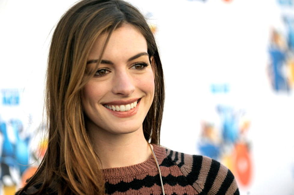 Anne Hathaway Raps on Conan Show [VIDEO]