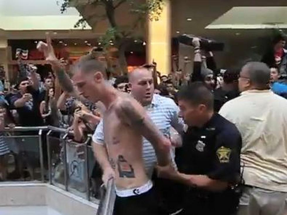 Rapper Machine Gun Kelly’s Flash Mob Ends in Disaster [VIDEO]