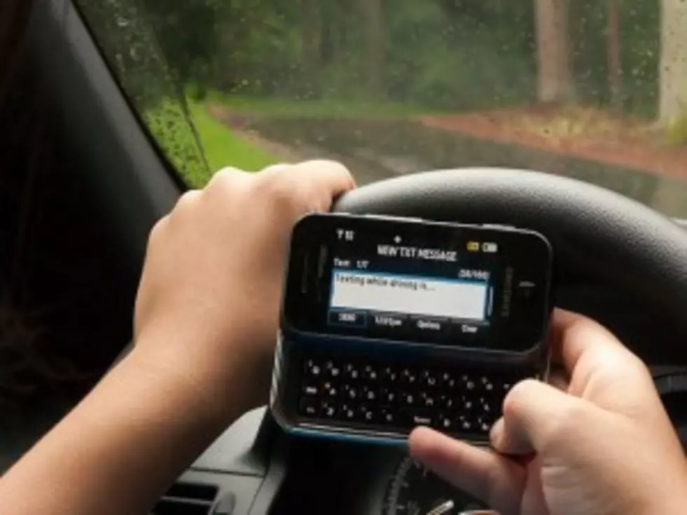 Text &#038; Drive?  Not In Canyon, Drivers Face A Fine!