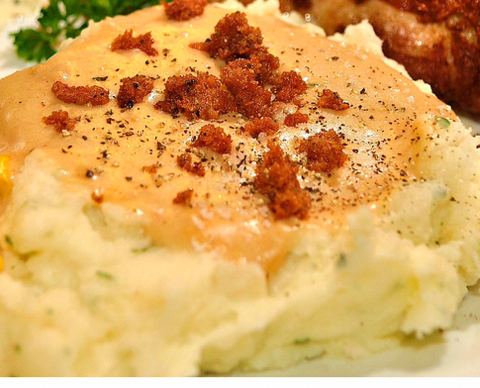 Thanksgiving Recipes: Bacon-Cheddar Mashed Potatoes