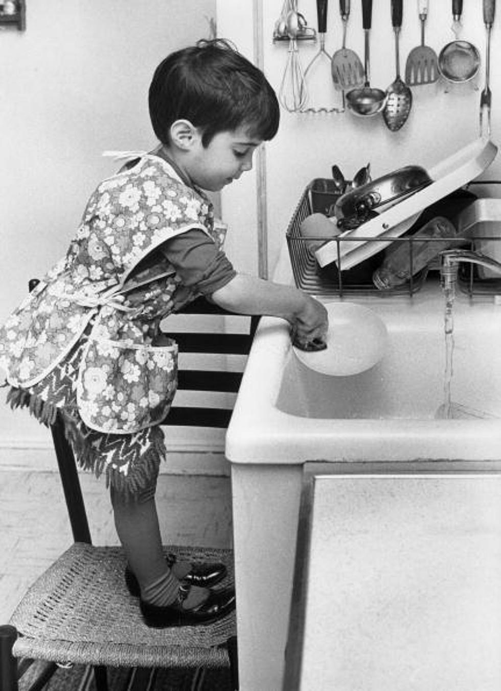 How Old Should Your Kids Be When They Start Chores?