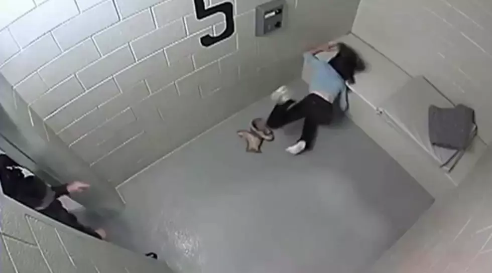 Cop Breaks Female Inmate's Face [VIDEO]