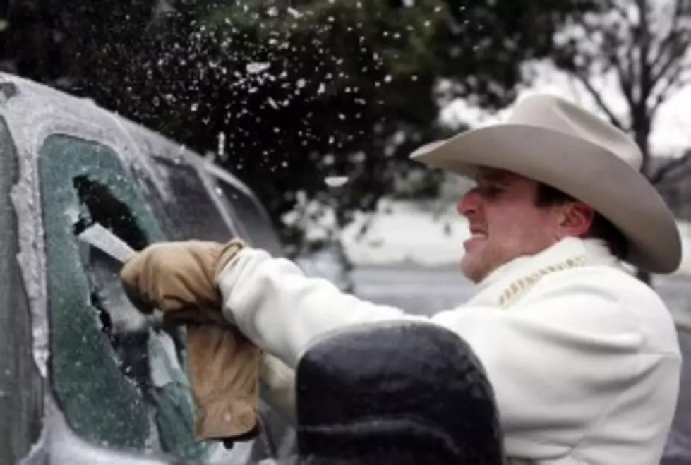 Life Hack: How To Use Vinegar to Keep Car Windows From Freezing [VIDEO]