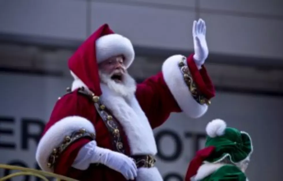 Watch Santa Prepare For Christmas [Live Video]