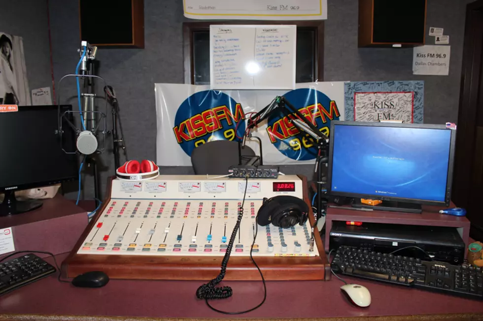 Two Photos From The Kiss FM Studio &#8211; Can You Spot The Difference?