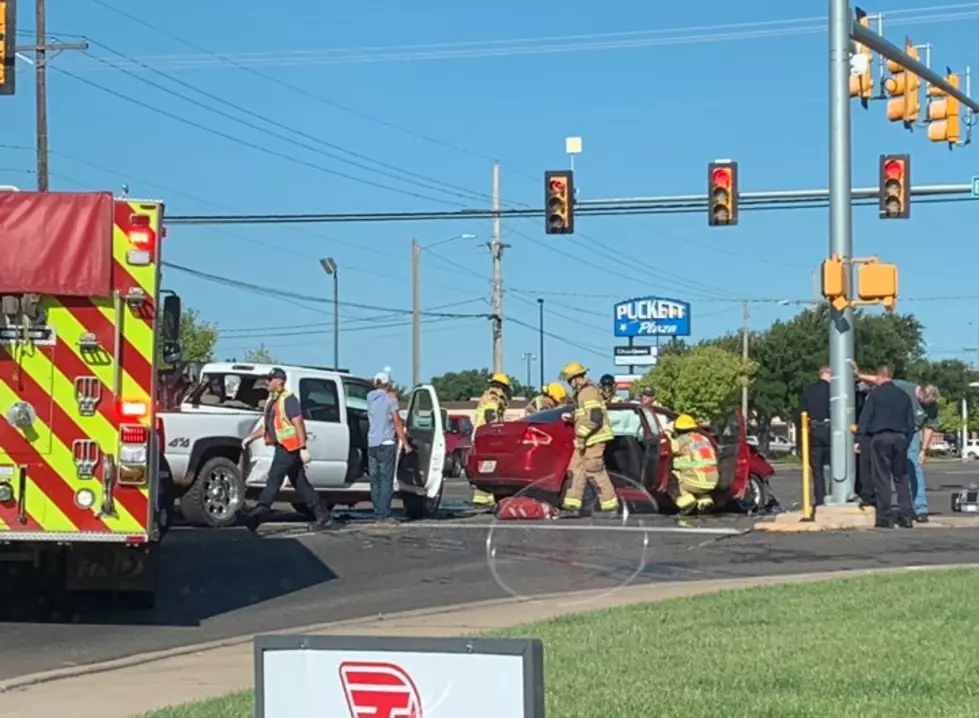 Multiple Car Accident on 34th and Bell, Avoid the Area