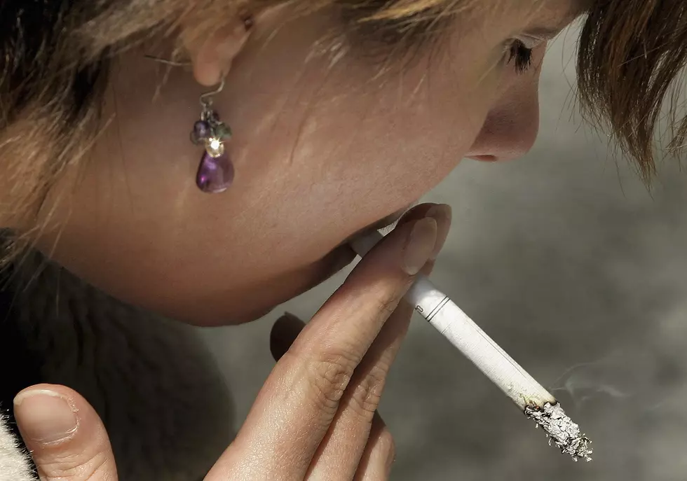 Gov. Abbott Signs law Raising The Legal Smoking Age To 21