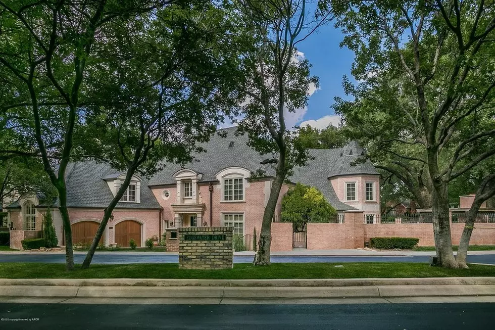 [PHOTOS] Quackenbush Puts House Up For Sale in Amarillo