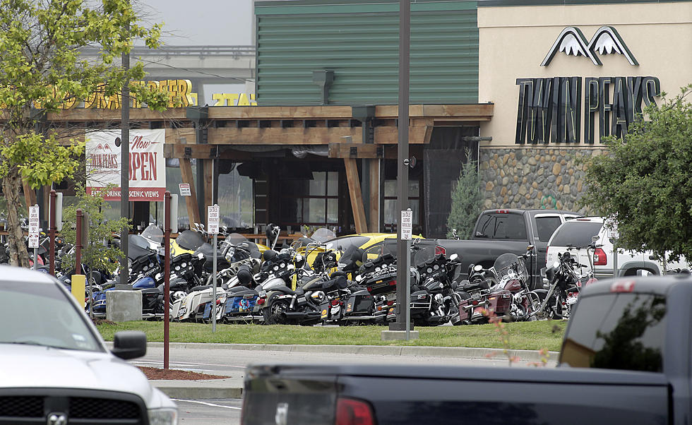 Twin Peaks Is Coming To Amarillo…And I Can’t Wait