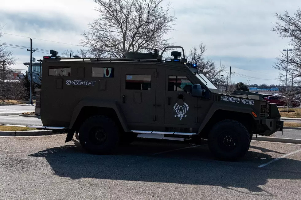 BREAKING NEWS: Amarillo SWAT In Standoff On Fleetwood