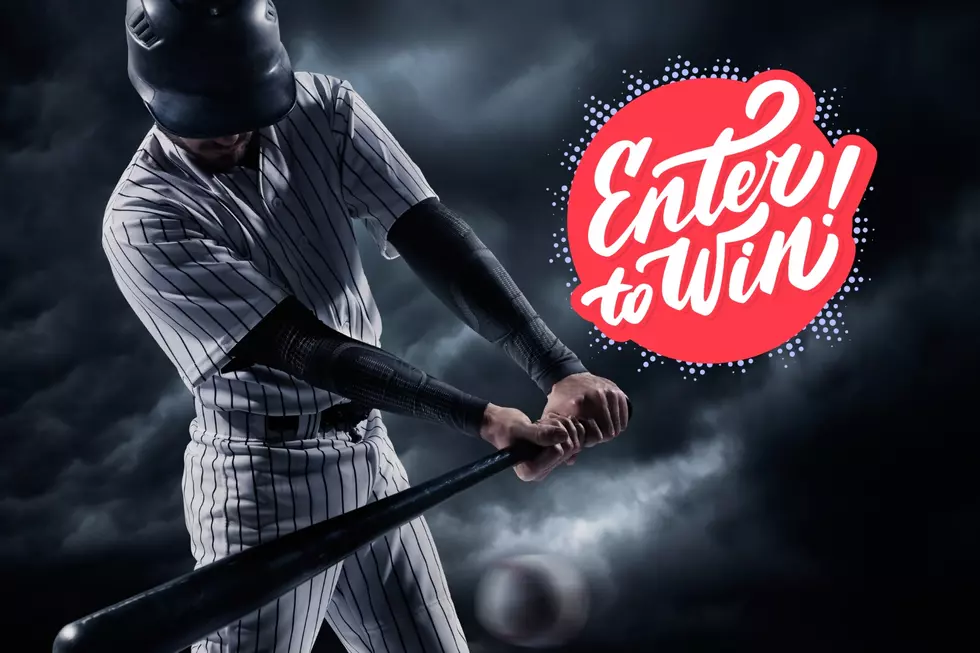 WEEKLY GIVEAWAY! Score A Home Run With A D-BAT Membership!