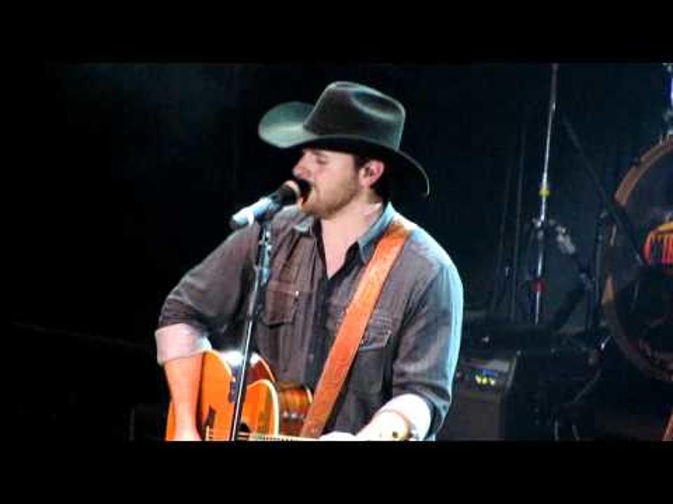 Chris Young Sings His Latest LIVE [VIDEO]