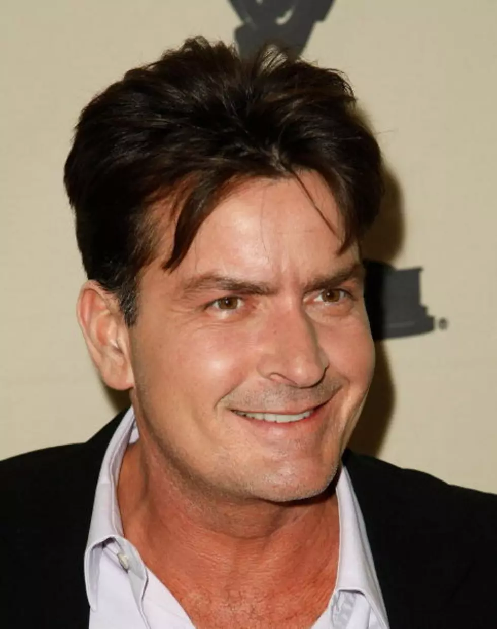 Charlie Sheen&#8217;s Character In Two &#038; A Half Men Dies A Horrible Death!