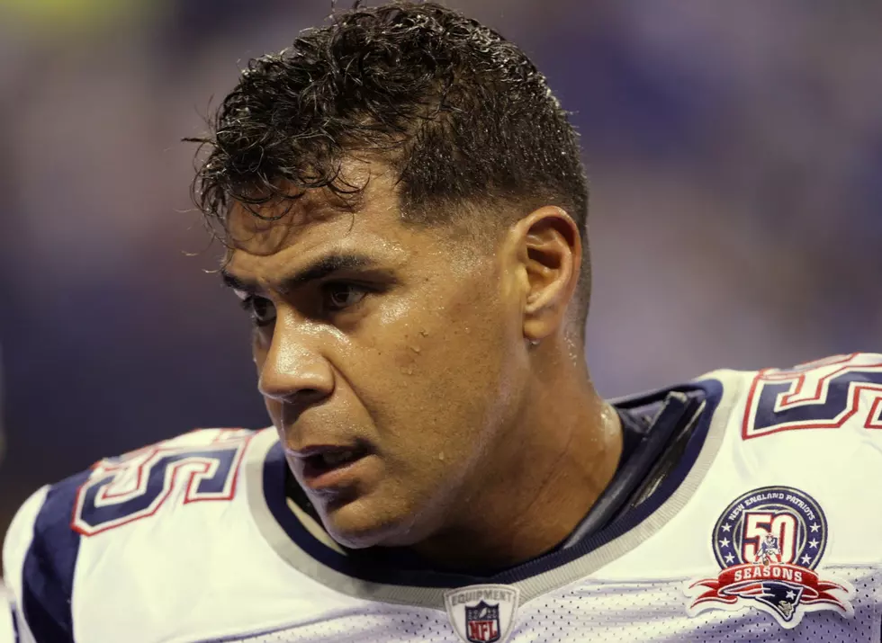 BREAKING NEWS: Former NFL Superstar Jr. Seau Dead At 43, Officials Think It Was Suicide
