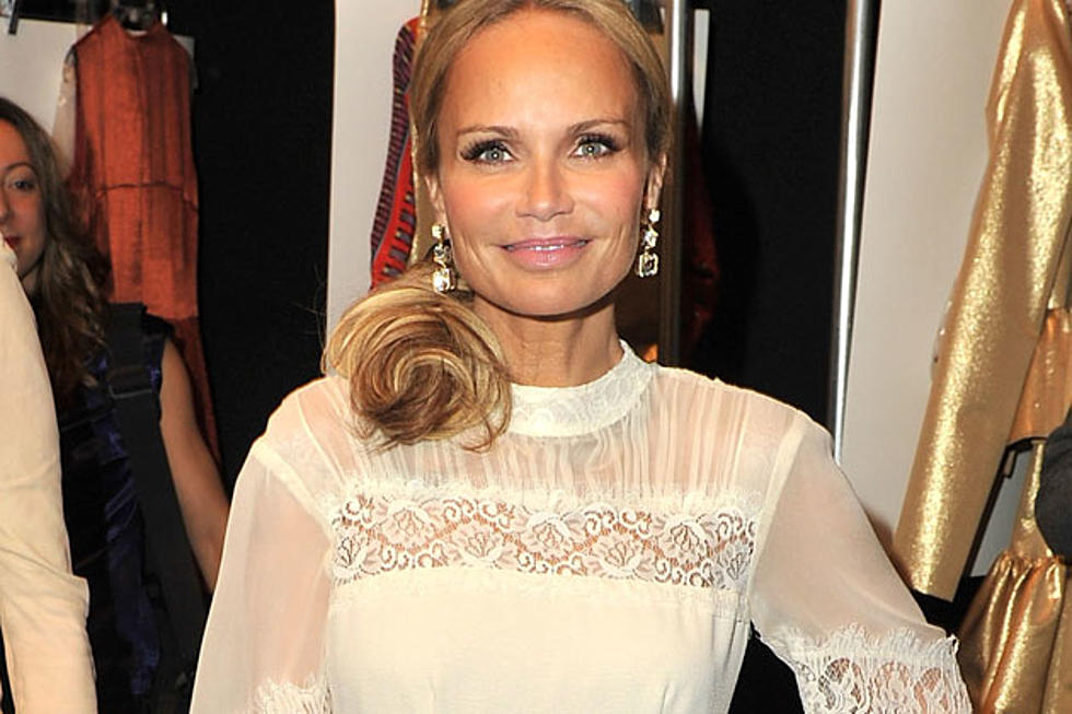 Kristin Chenoweth Rushed to Hospital After On-Set Injury