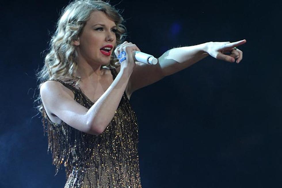 Taylor Swift Admits She’s ‘Really, Really Nervous’ About 2012 VMAs Performance