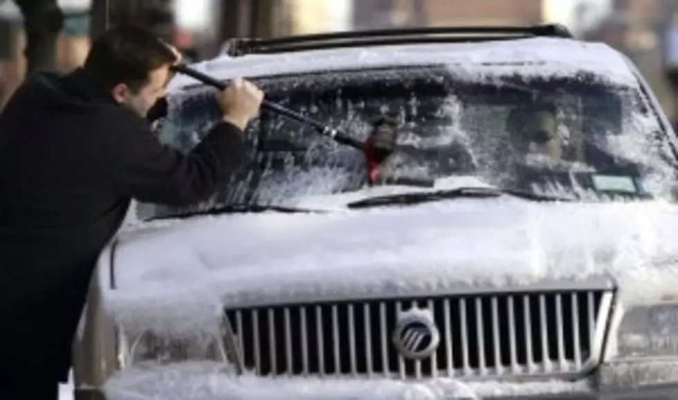 Does Vinegar Cause Pits In Your Windshield? No, And Here&#8217;s Why