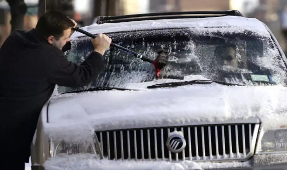 Does Vinegar Cause Pits In Your Windshield? No, And Here’s Why