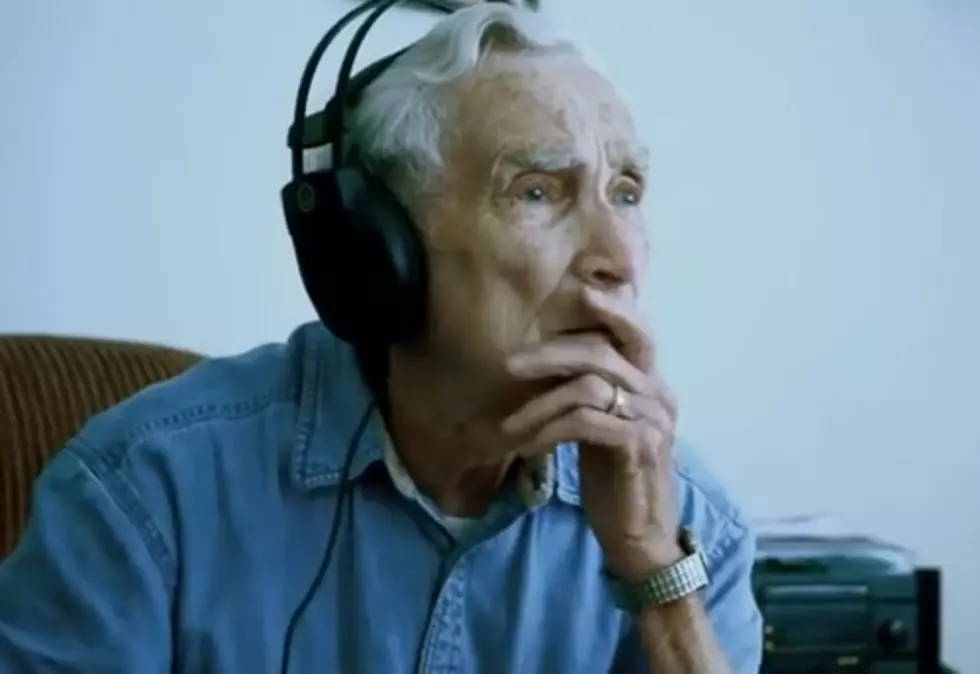 96 Year-Old Man Writes Love Song For His Deceased Wife &#8216;O Sweet Lorraine&#8217; [VIDEO]