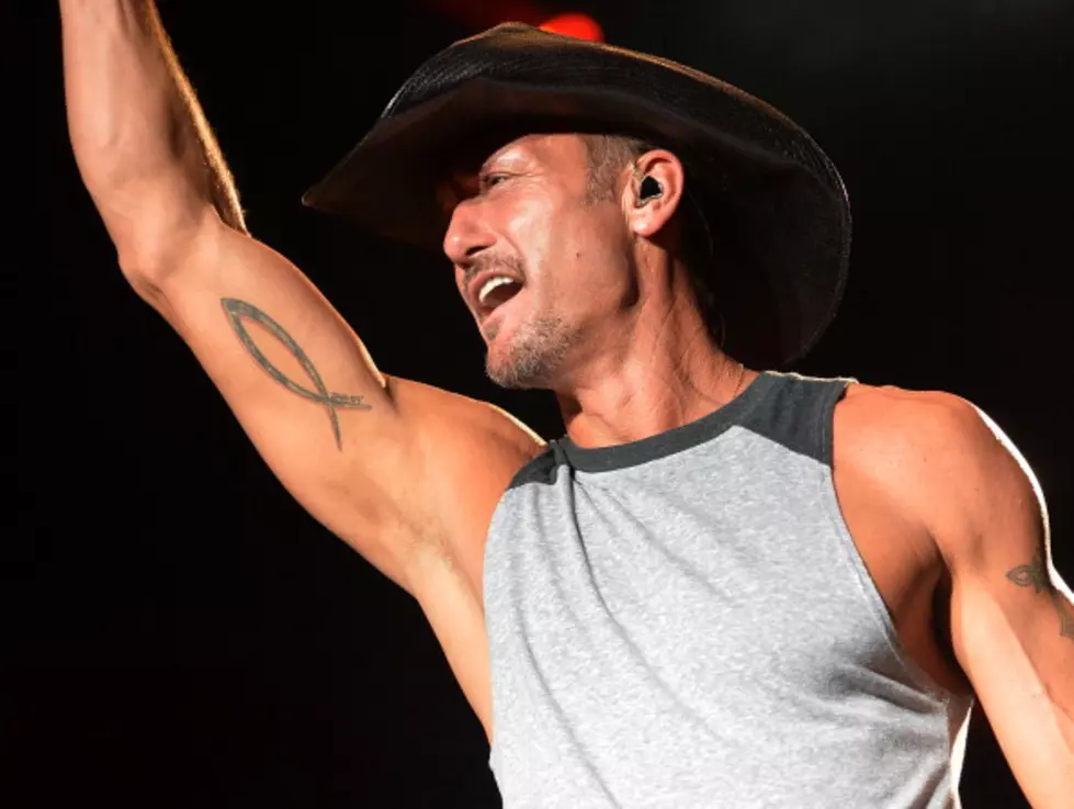 Tim McGraw Inducted Into The Headwear Hall of Fame